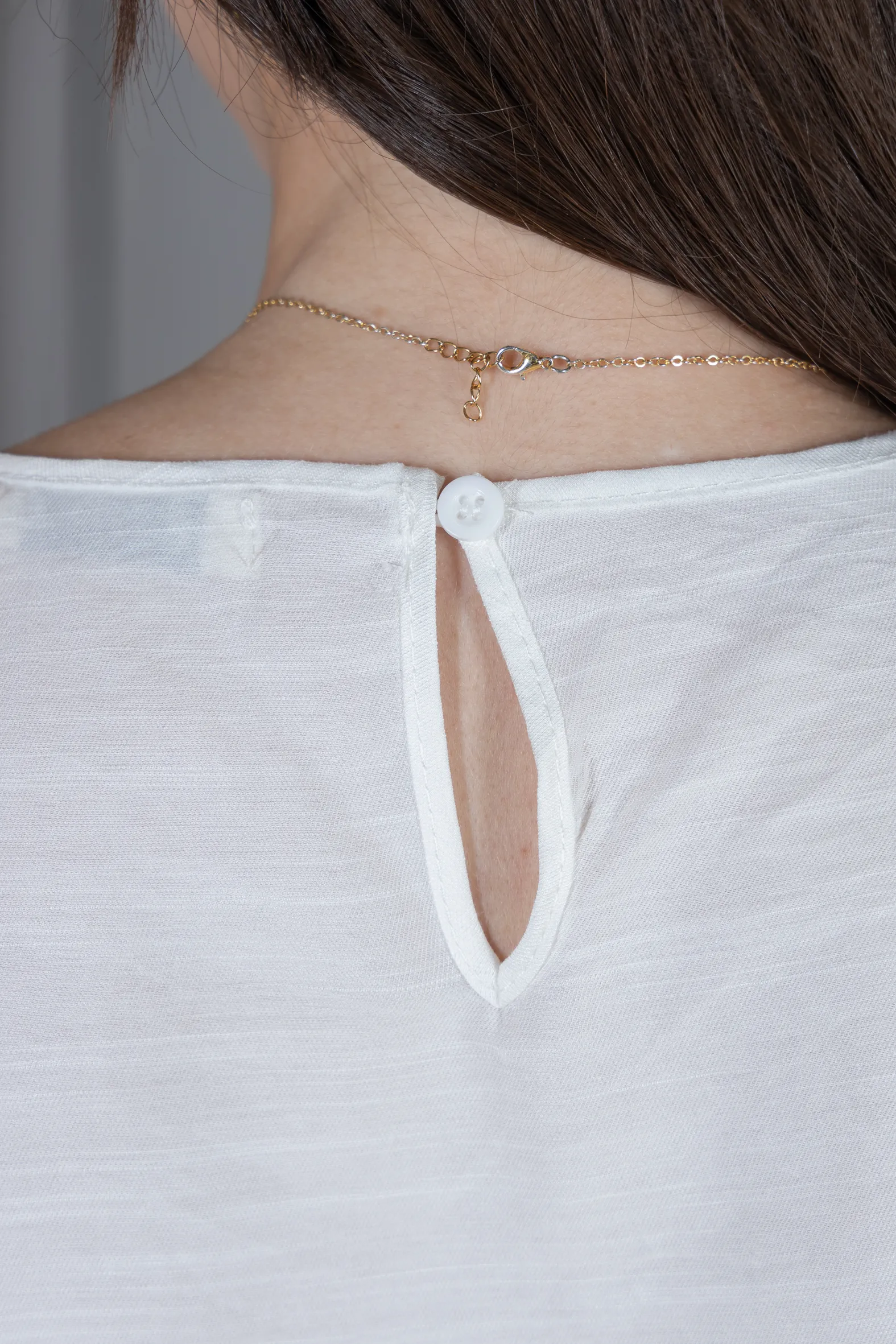 Blusa Manga Curta com Detalhes Bordados em Visco Soft Wanda Branca - Image 7