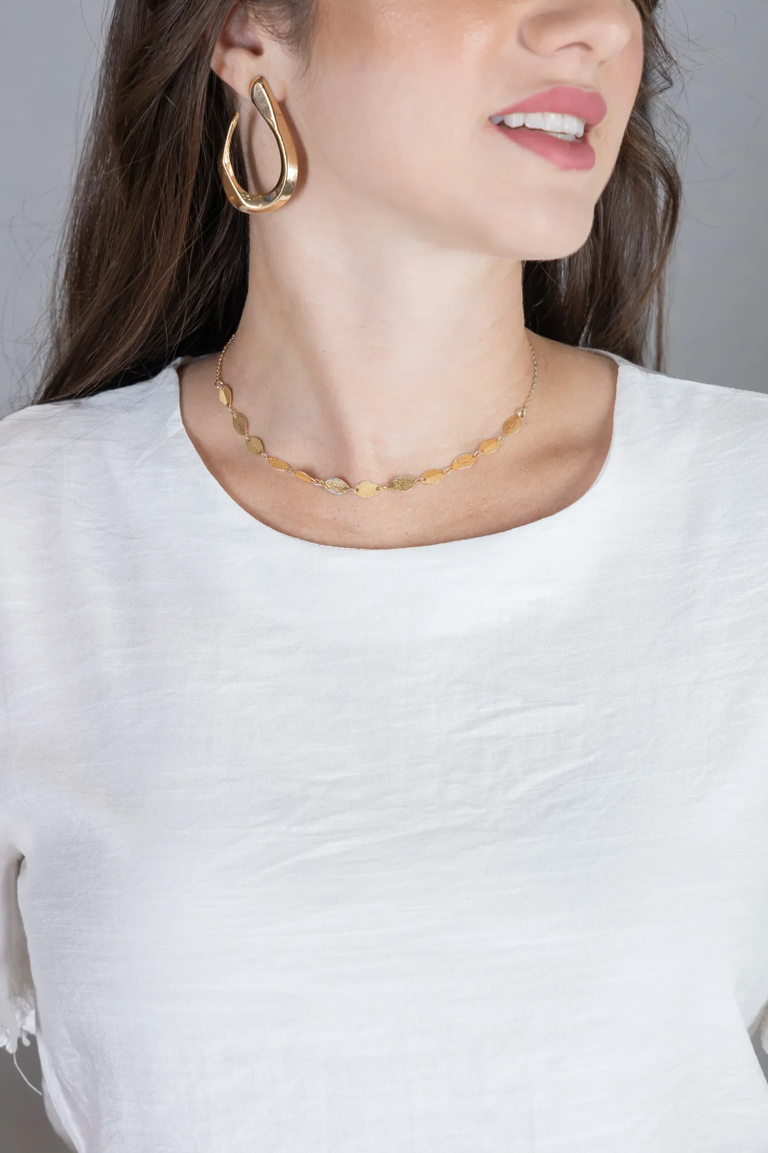 Blusa Manga Curta com Detalhes Bordados em Visco Soft Wanda Branca - Image 9