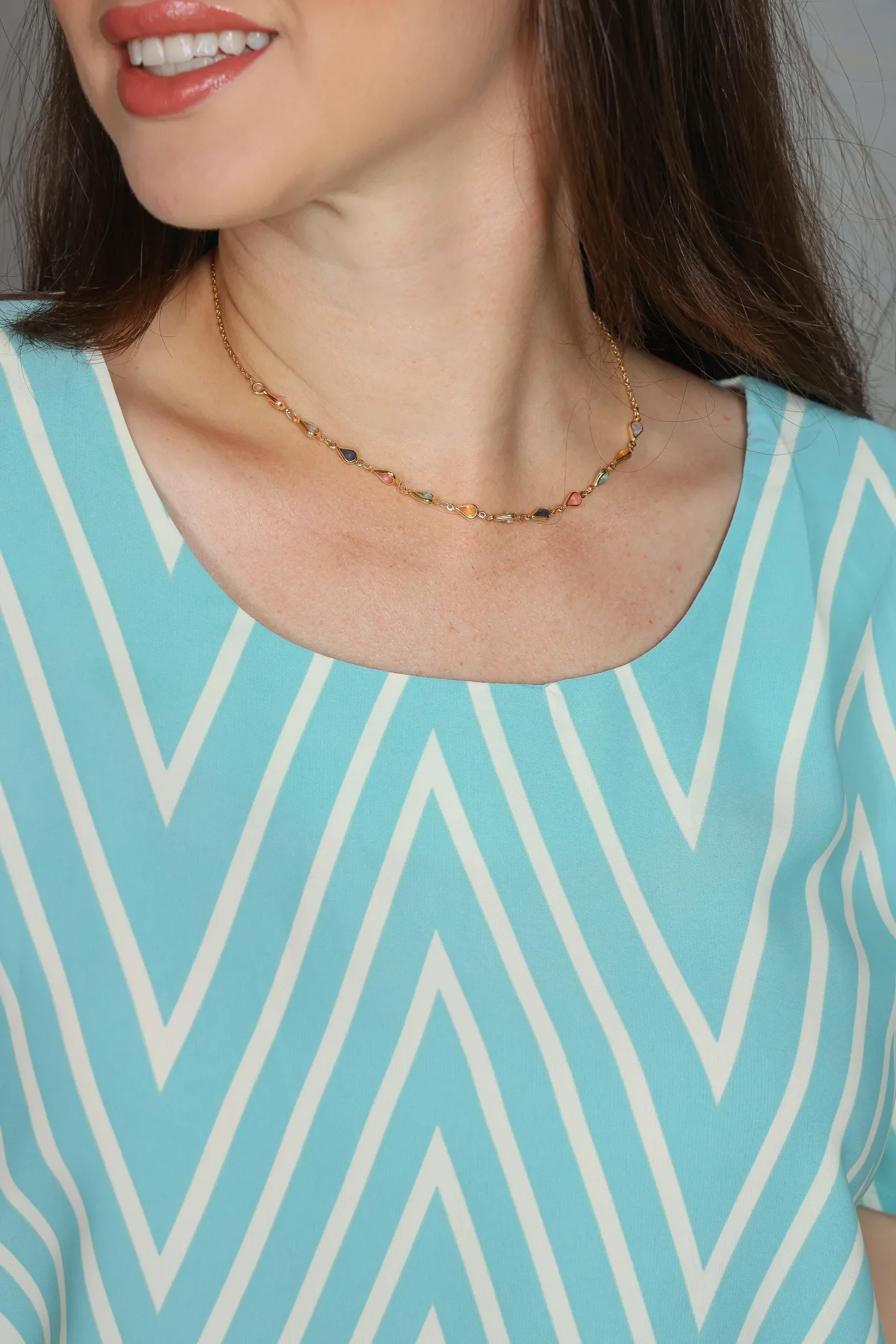 Blusa Manga Curta Crepe Classic Estampa Chevron Claudia Ciano - Image 12