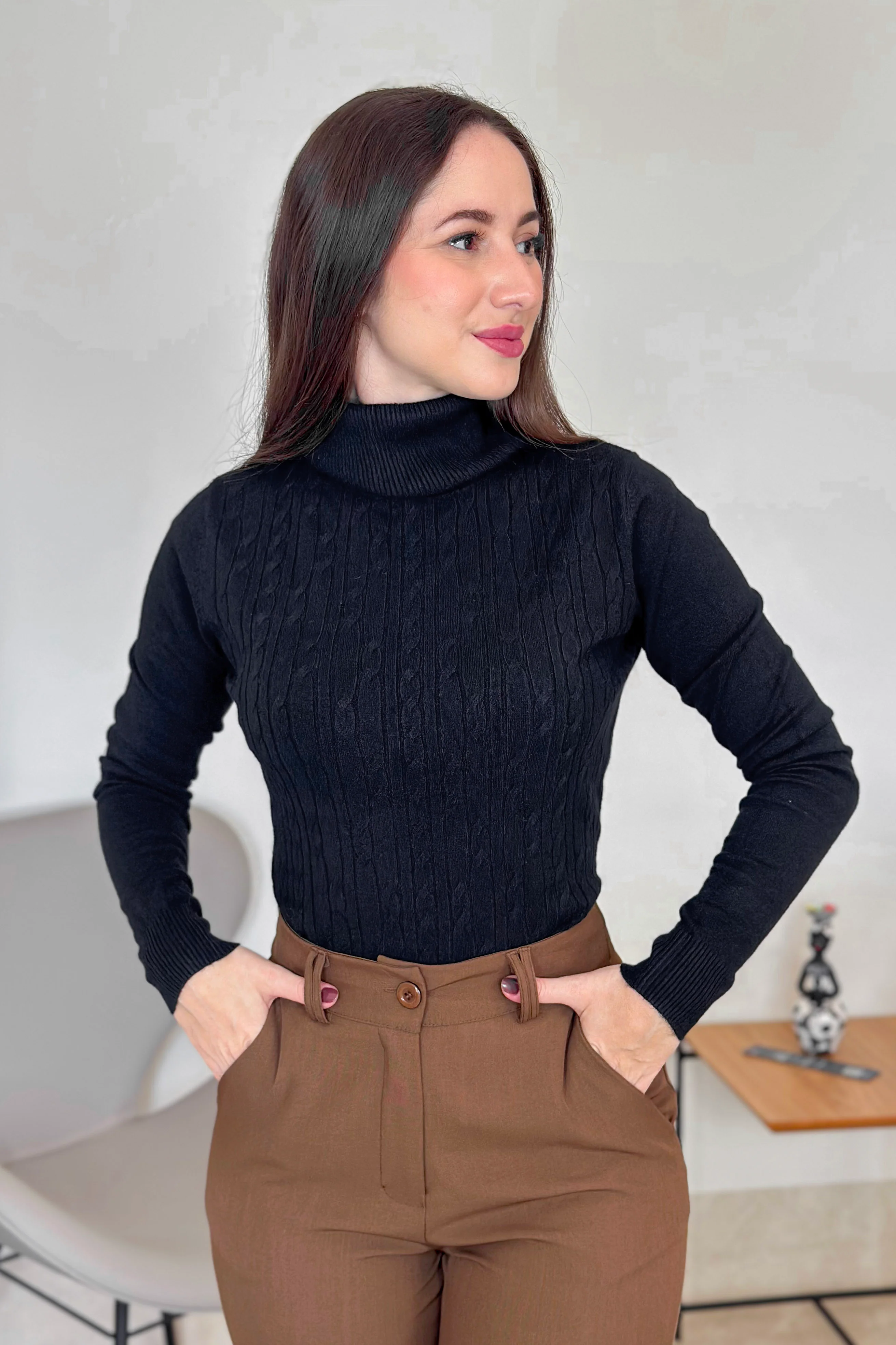 Blusa Manga Longa Em Tricot Modal Gola Boba Erica Preto - Image 10