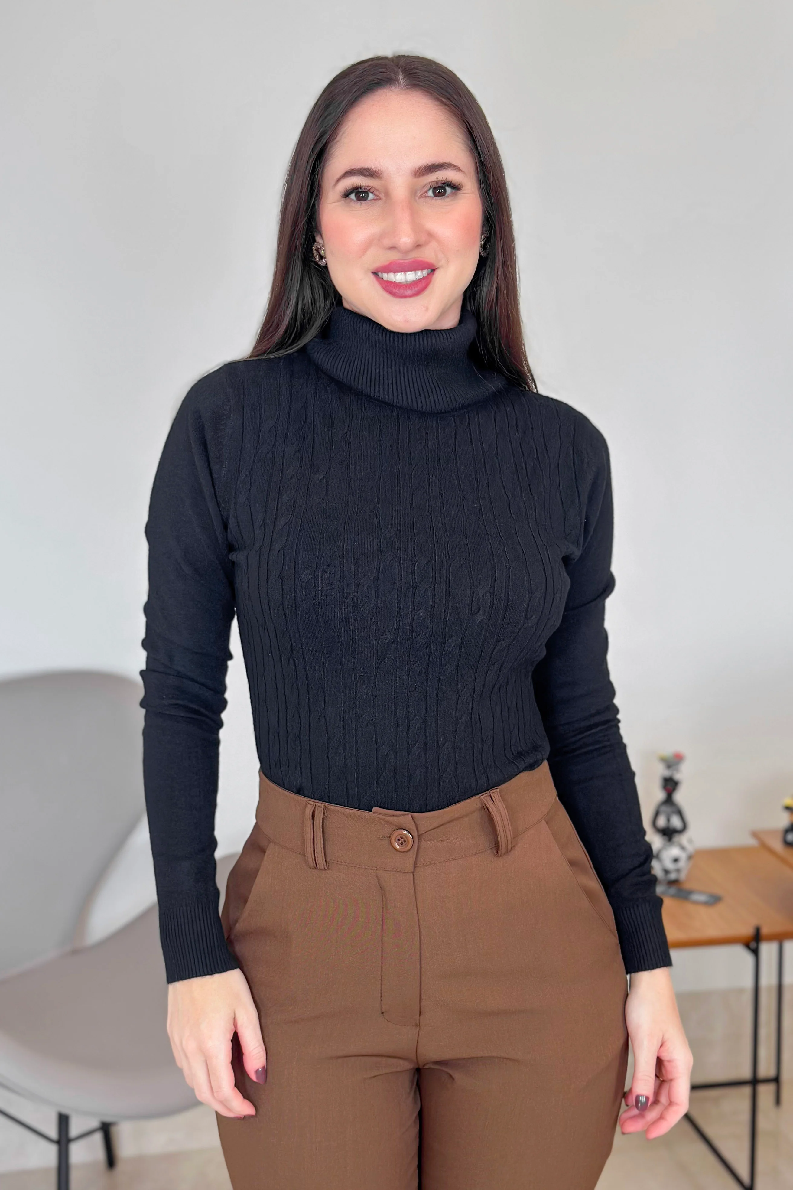 Blusa Manga Longa Em Tricot Modal Gola Boba Erica Preto - Image 12