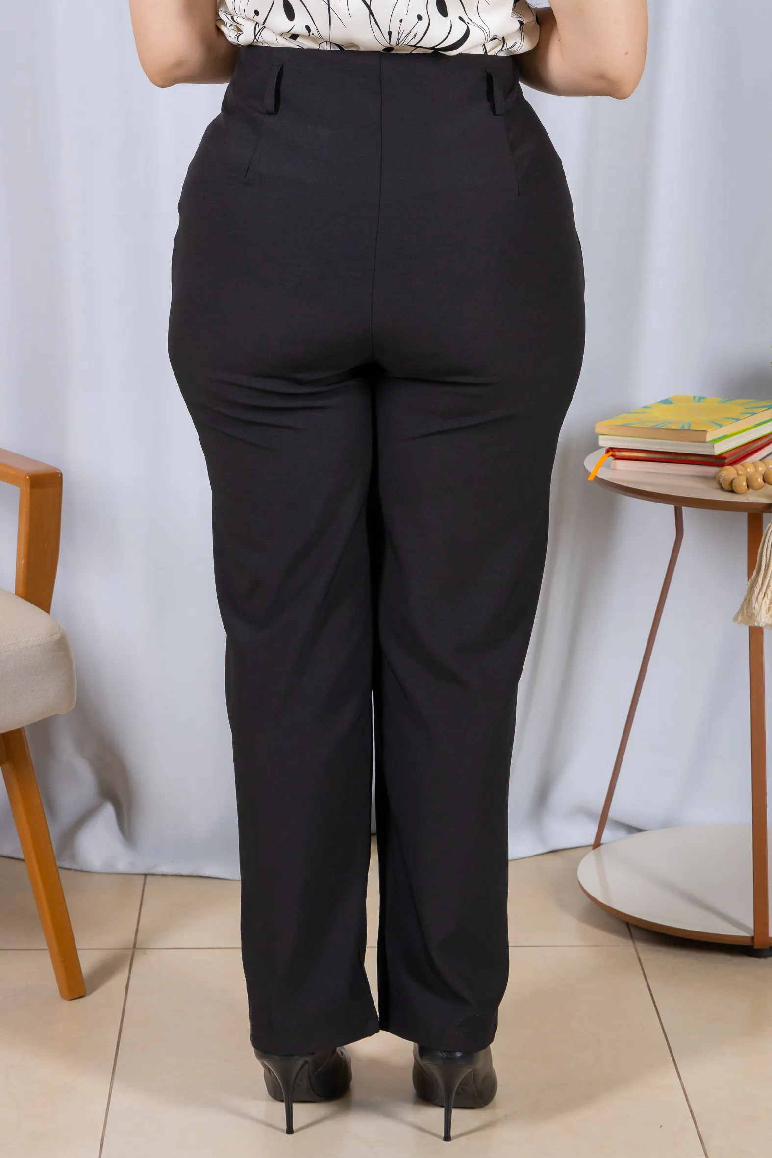 Calça Alfaiataria Corte Reto Friso e Cós Infinito Bianca Preta - Image 5