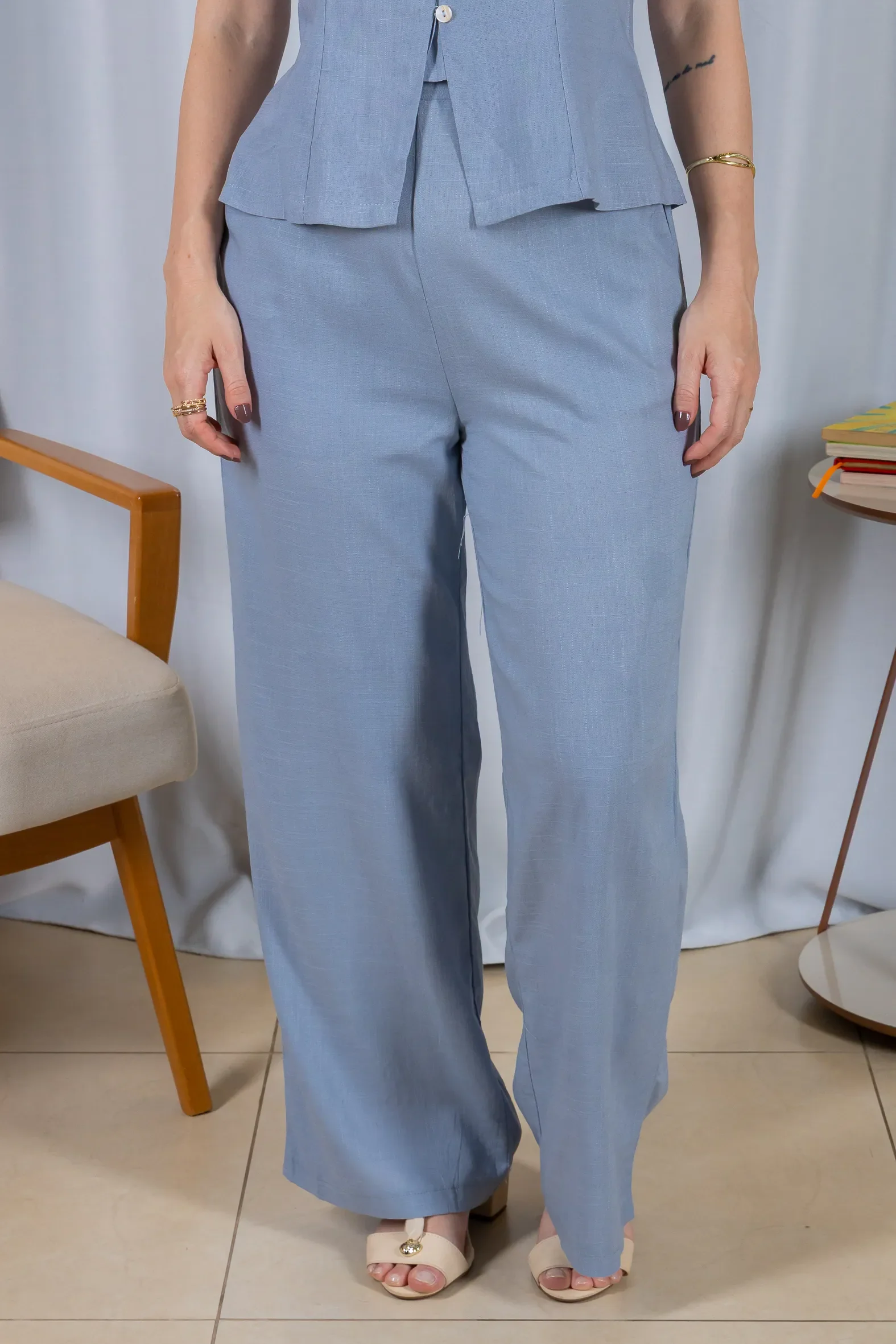Calça Pantalona Cós com Elástico Visco Linho Flávia Azul - Image 8