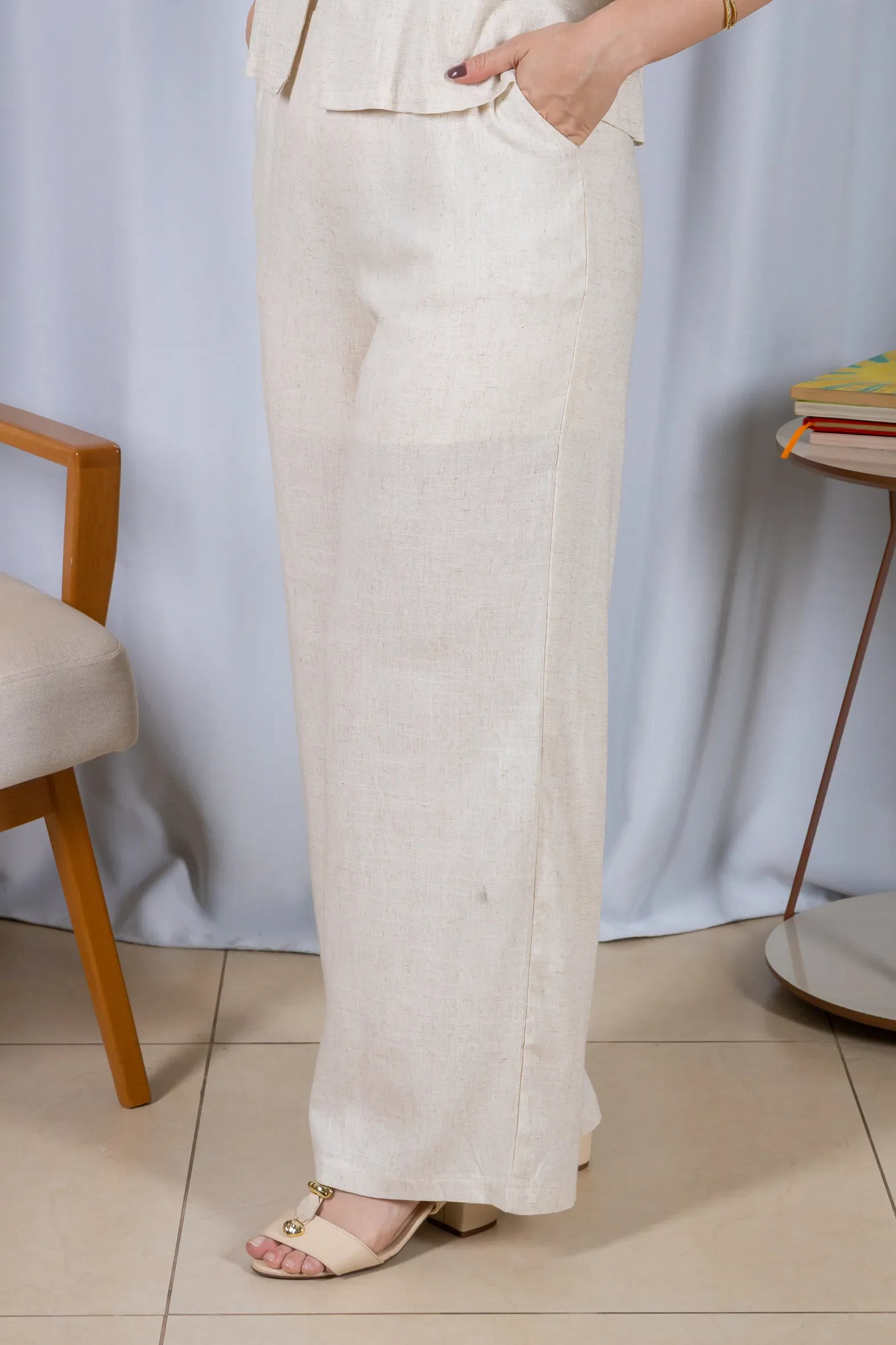 Calça Pantalona Cós com Elástico Visco Linho Flávia Creme - Image 3