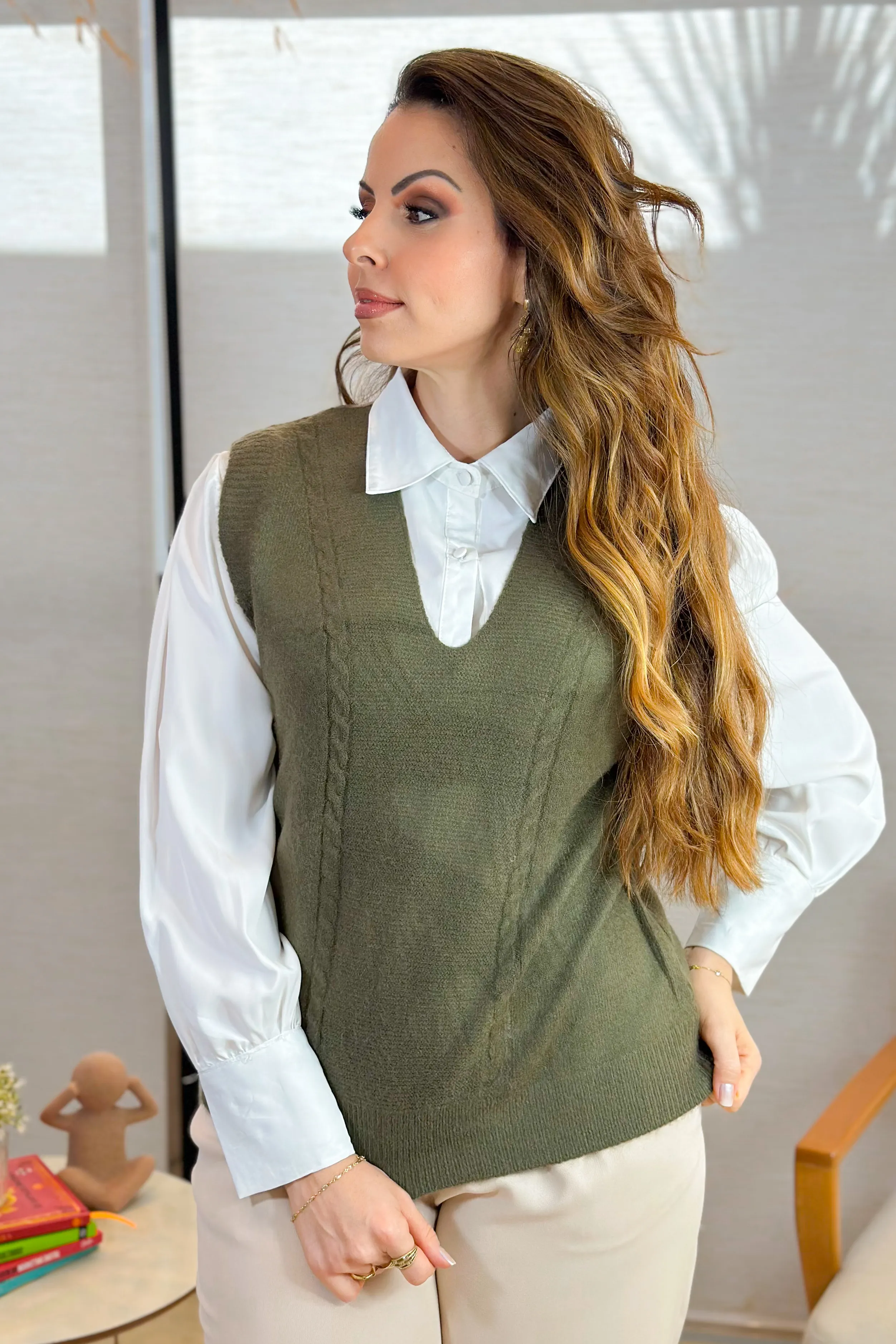 Colete Em Tricot Mousse Amelie Verde Musgo - Image 11