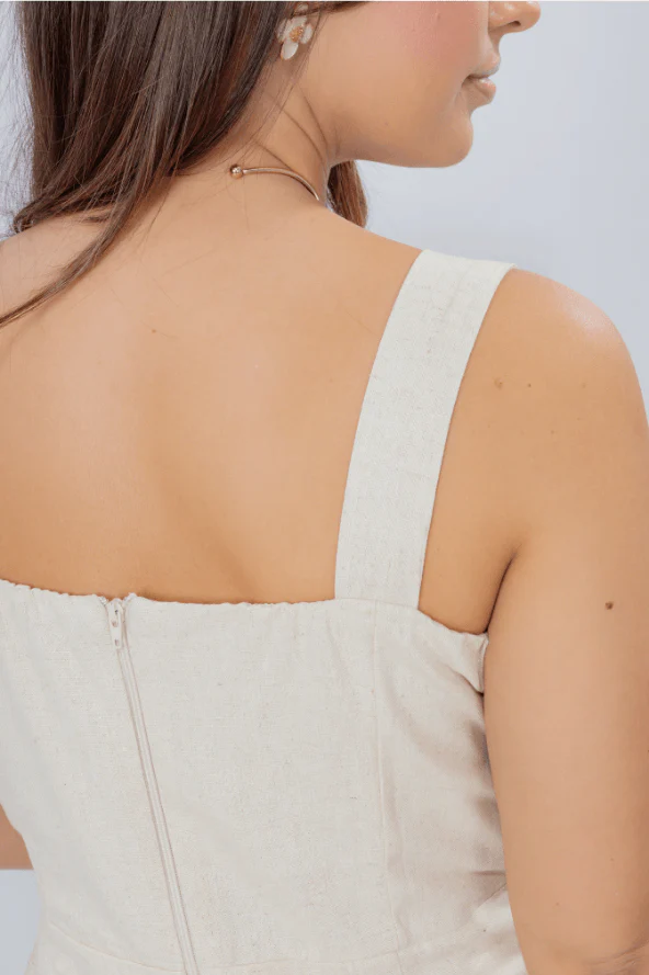 Macacão Pantalona Decote V Laiara Bege - Image 4