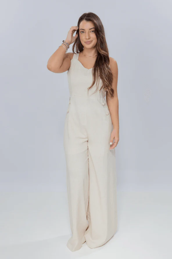 Macacão Pantalona Decote V Laiara Bege - Image 6