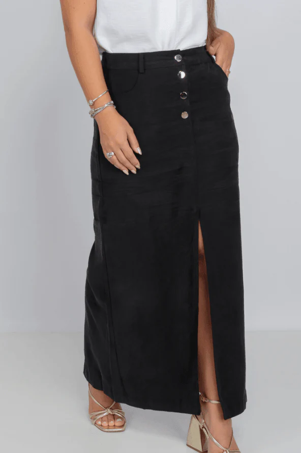 Saia Midi Em Viscose Detalhe Botões Carol Preta - Image 5